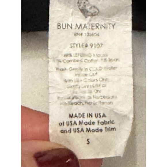 BUN MATERNITY Nursing Hoodie Sz S Black Discreet Winter Cozy Baby Feeding - Picture 5 of 6